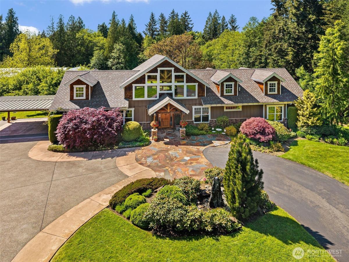 MLS #NWM2549467 image #0