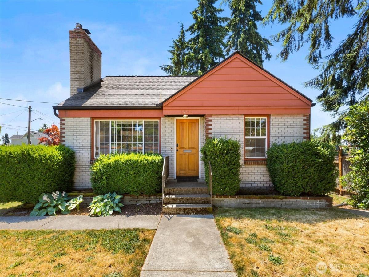 MLS #NWM2549757 image #0