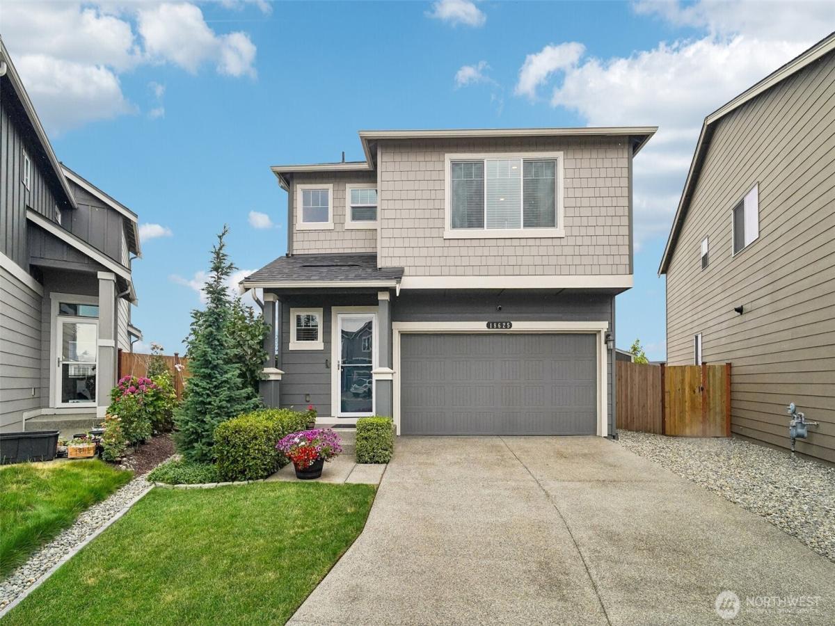 MLS #NWM2550167 image #0