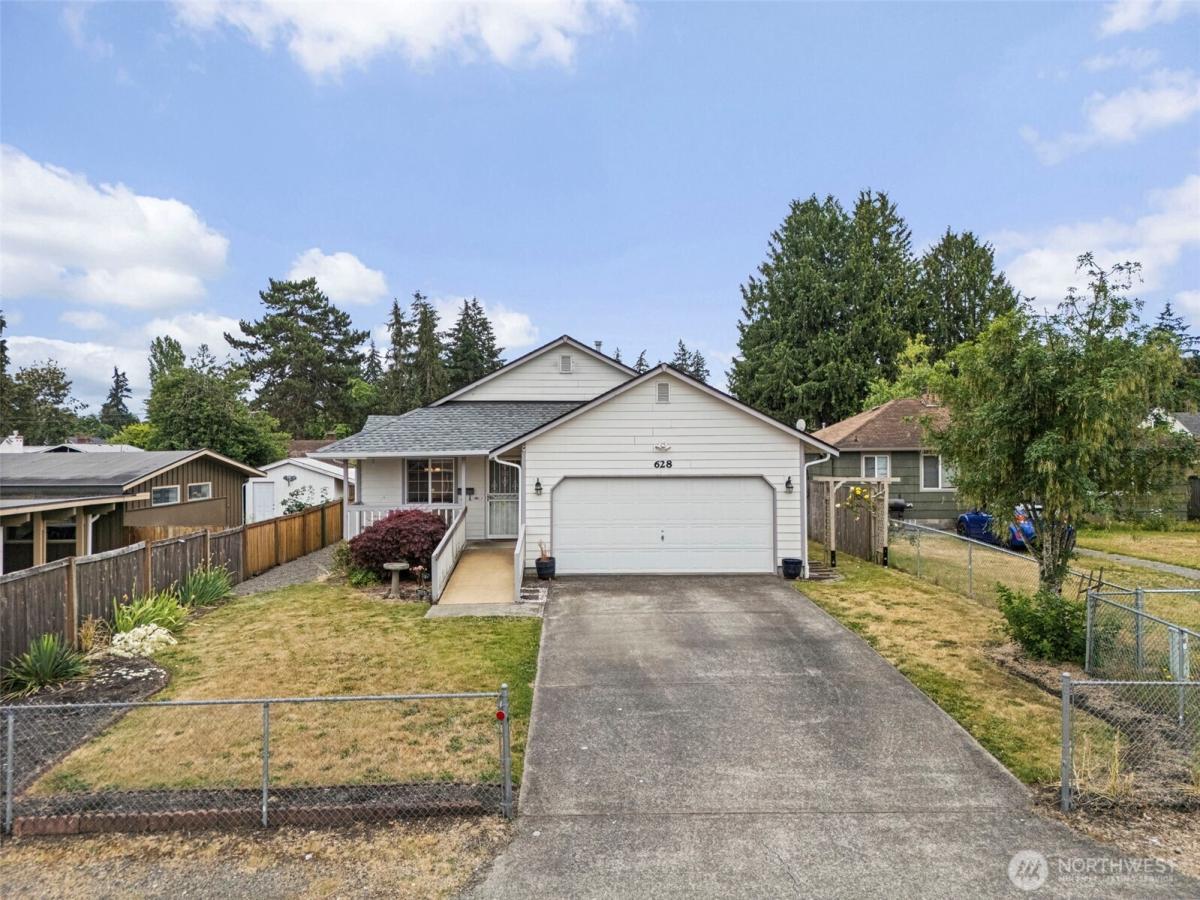 MLS #NWM2550314 image #0