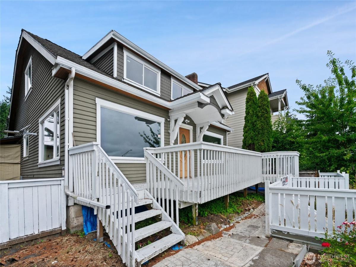 MLS #NWM2550375 image #0