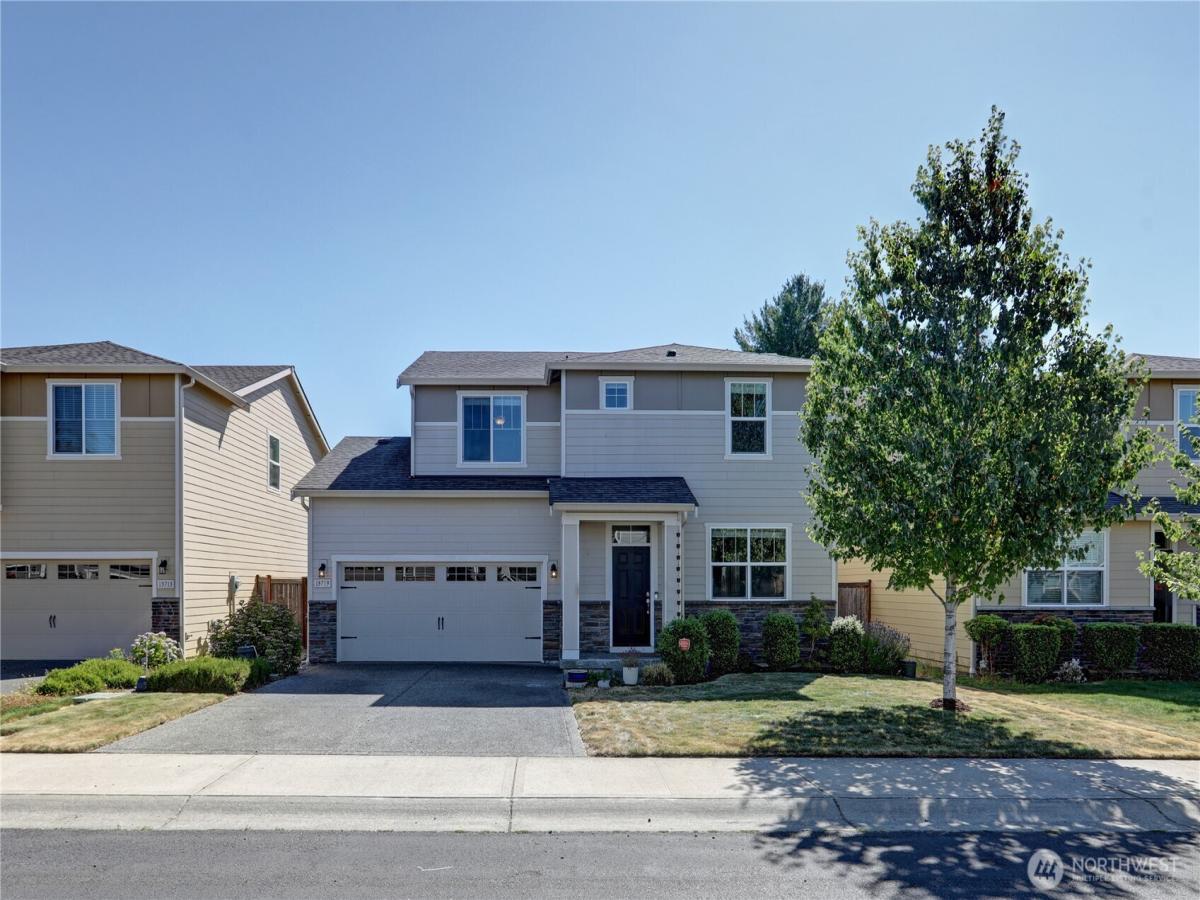 MLS #NWM2550628 image #0