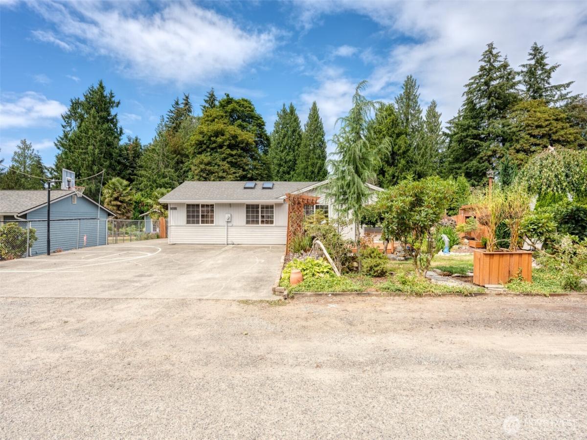 MLS #NWM2550655 image #0