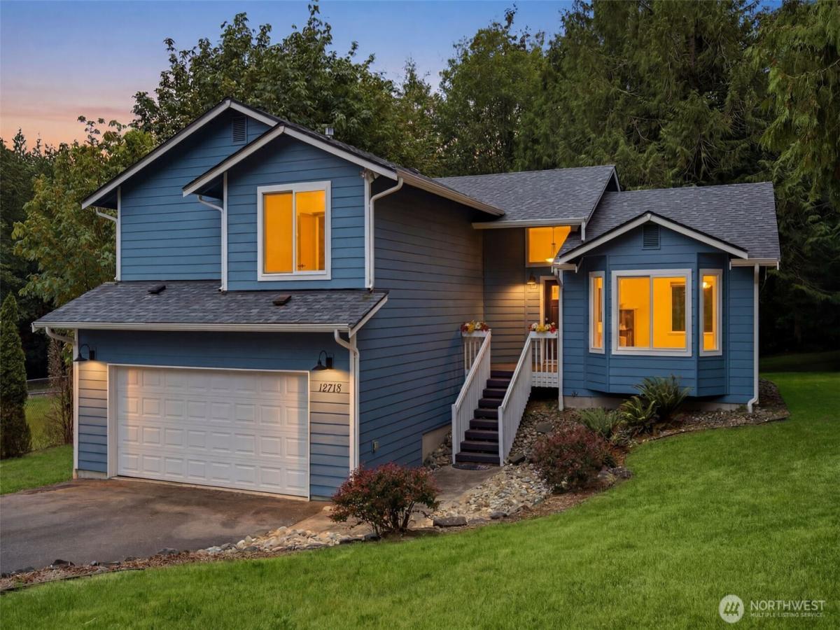 MLS #NWM2550663 image #0