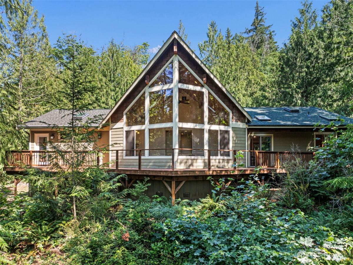 MLS #NWM2550855 image #0