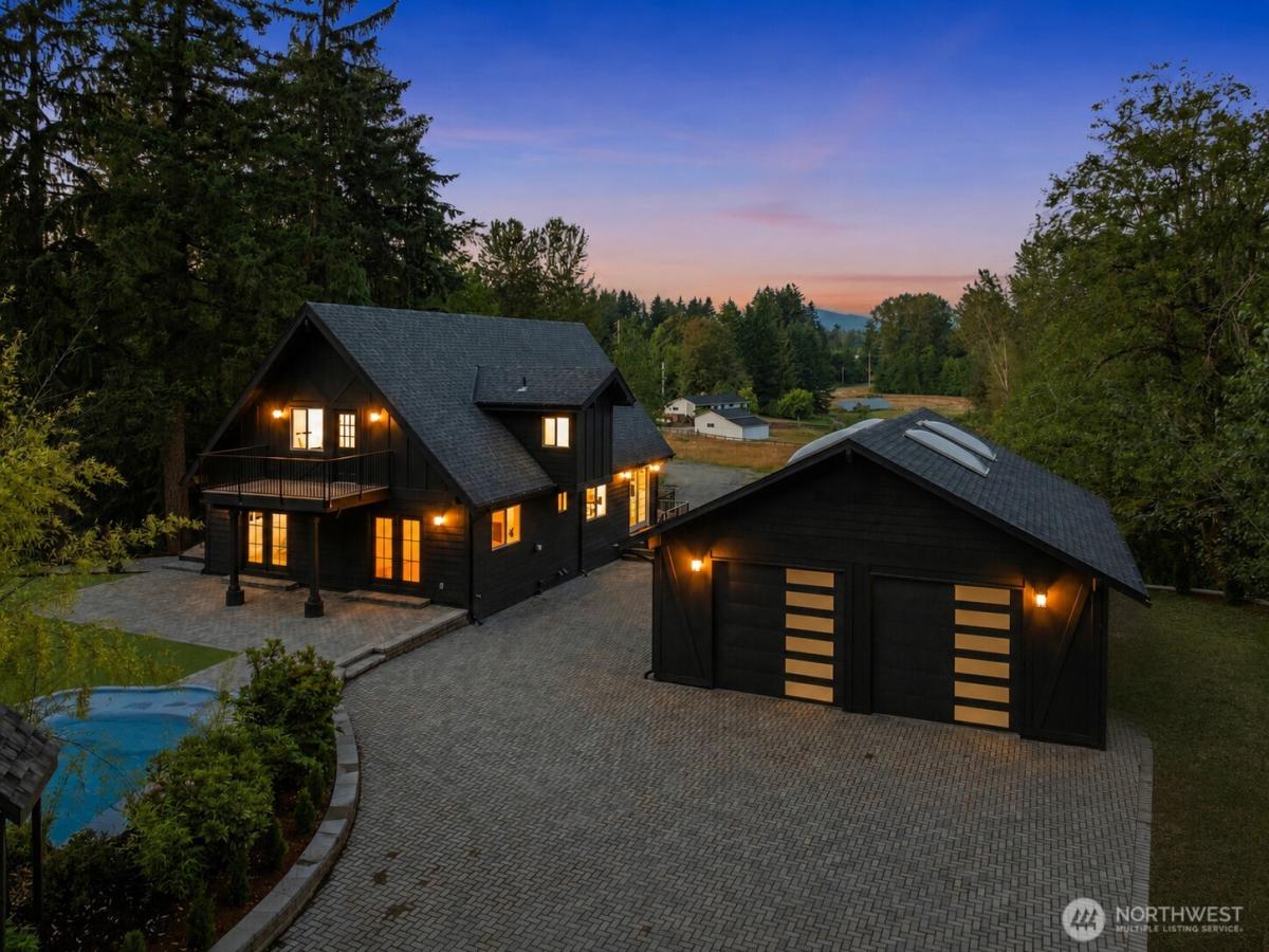 MLS #NWM2551059 image #0