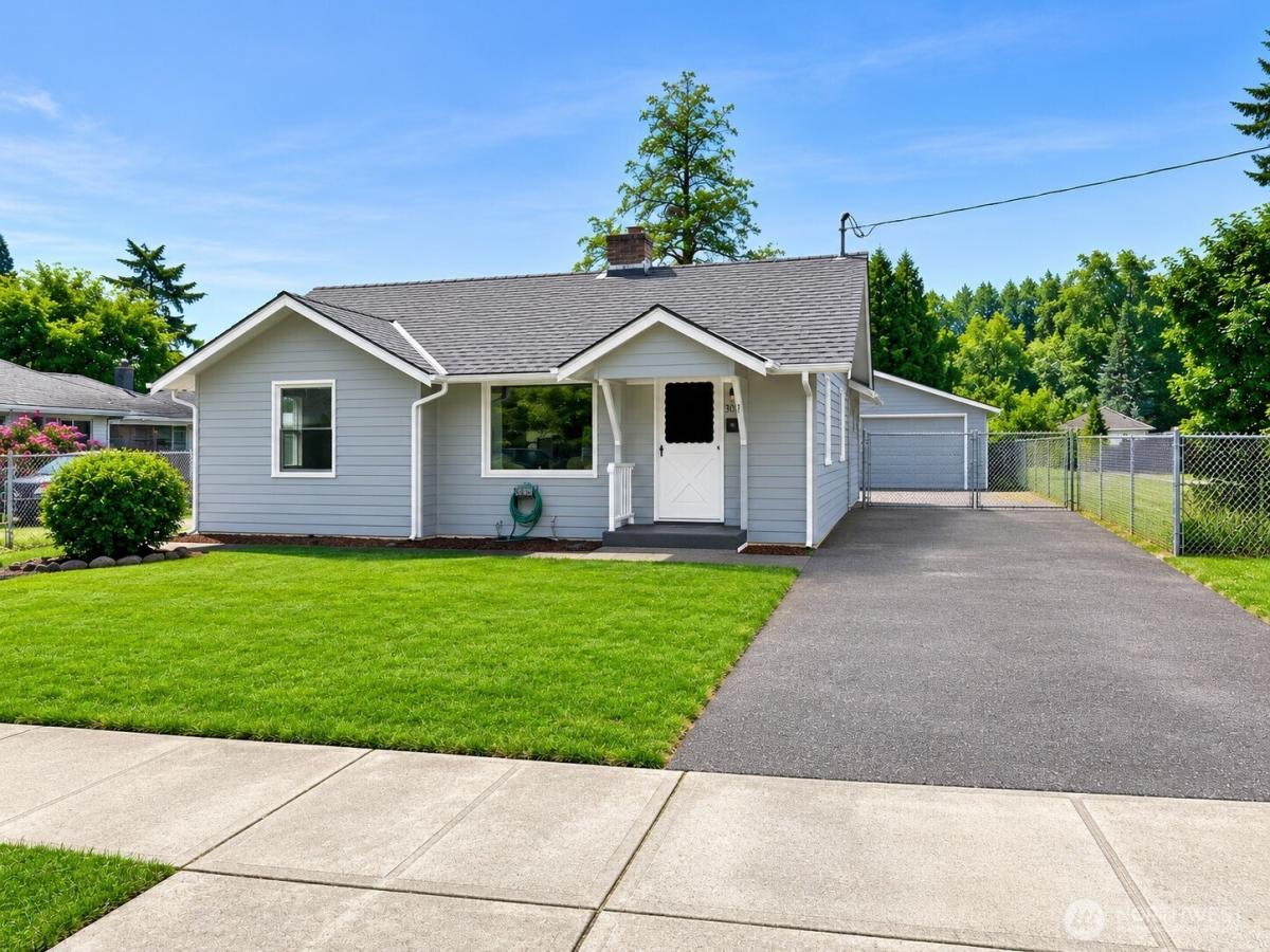 MLS #NWM2551146 image #0