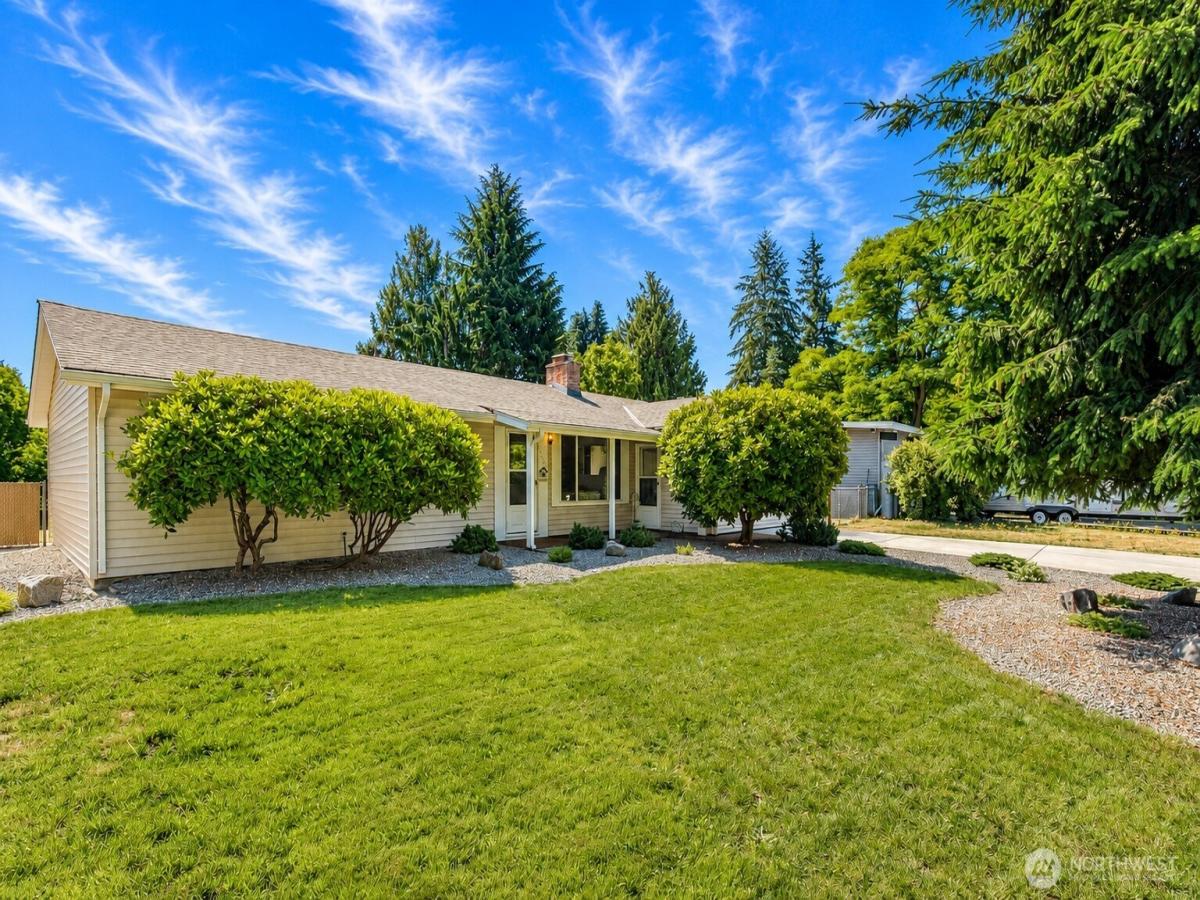 MLS #NWM2551337 image #0