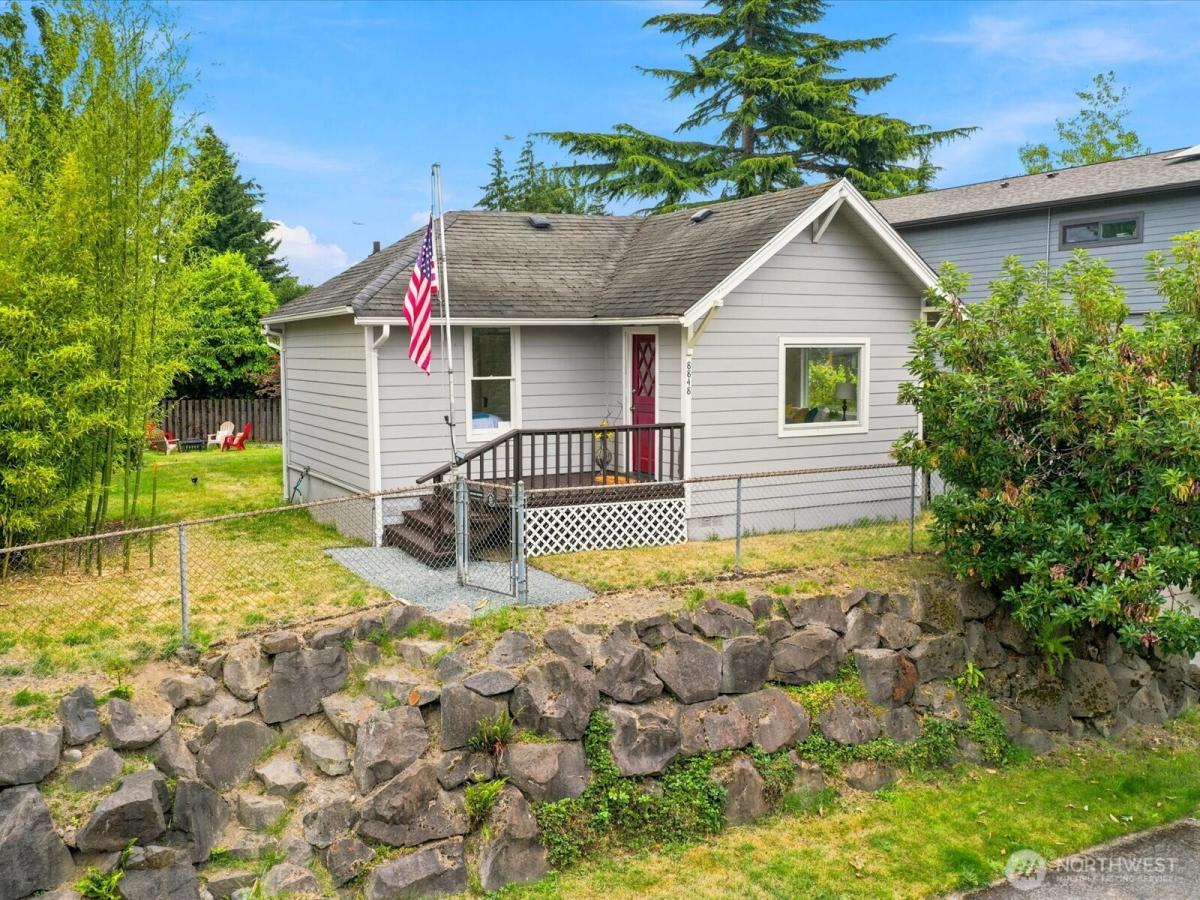 MLS #NWM2551406 image #0