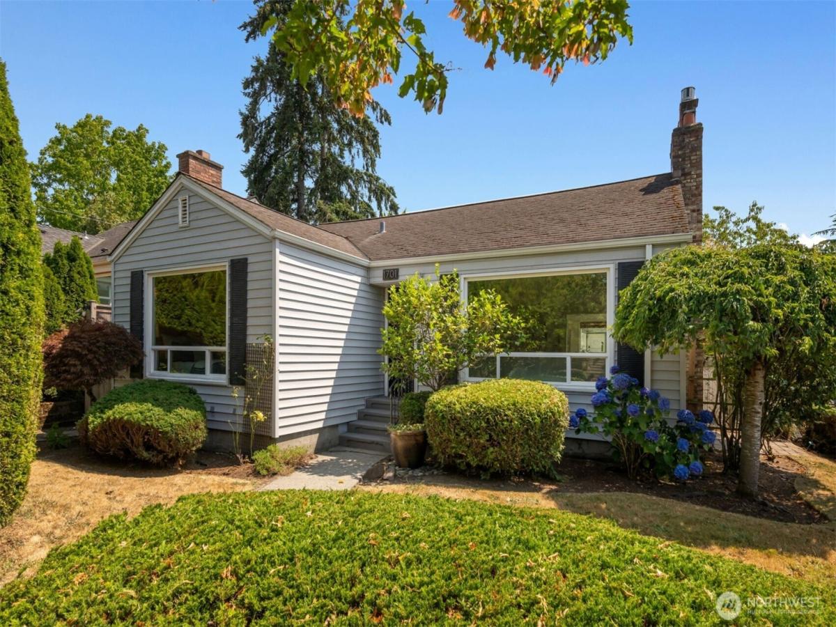 MLS #NWM2551554 image #0