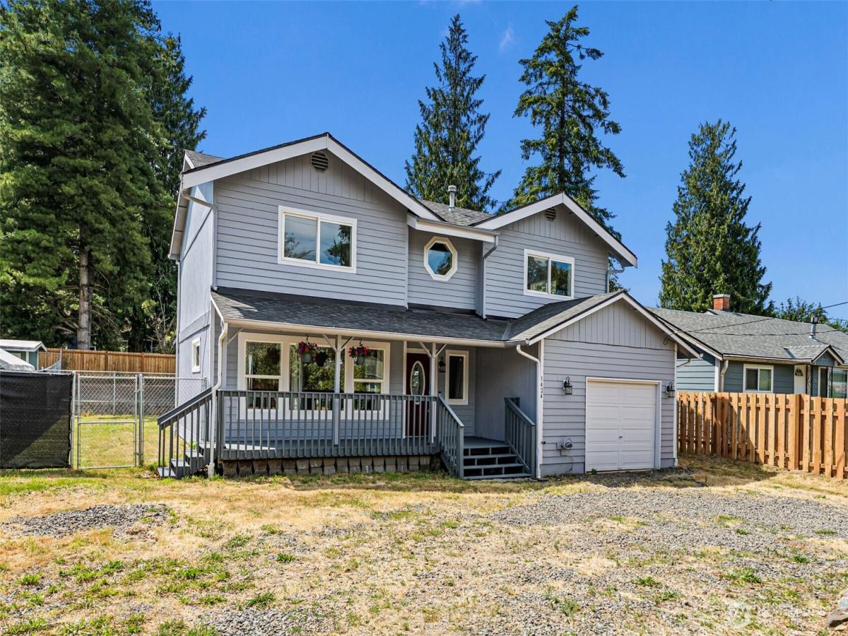 MLS #NWM2551575 image #0