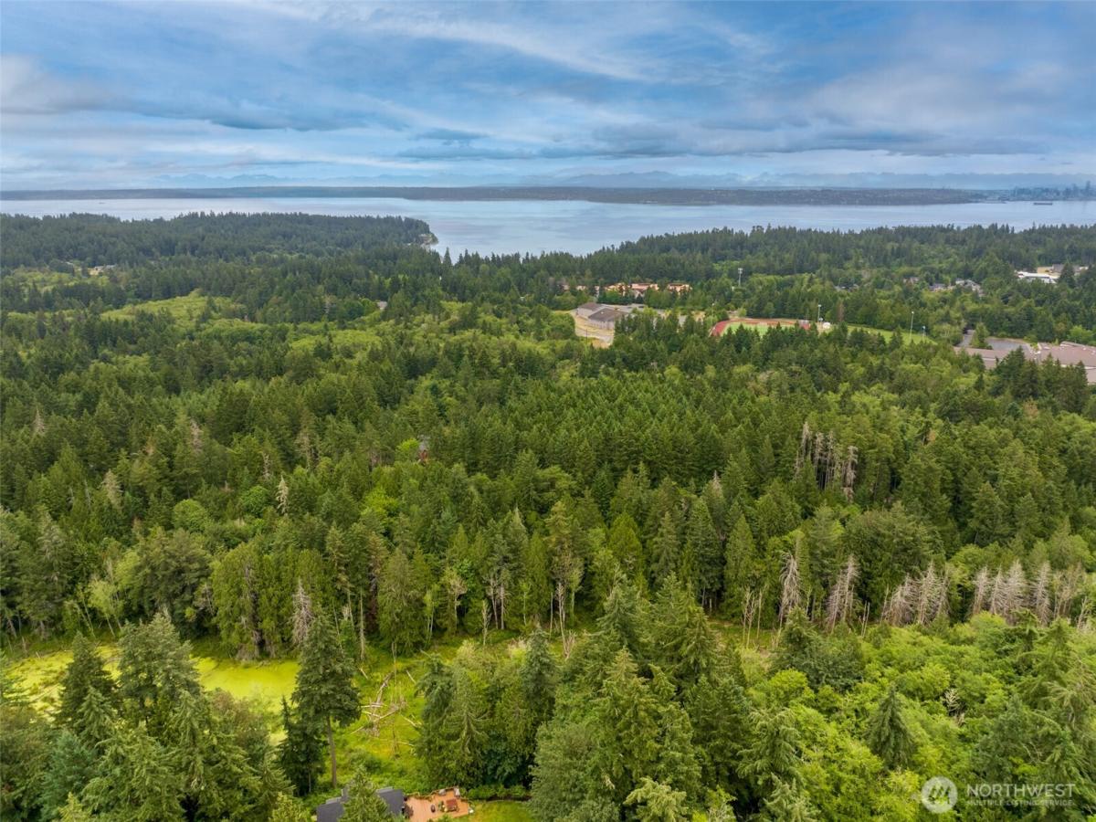 MLS #NWM2551600 image #0