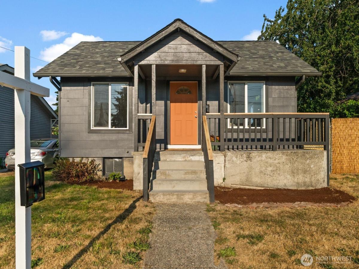 MLS #NWM2551643 image #0