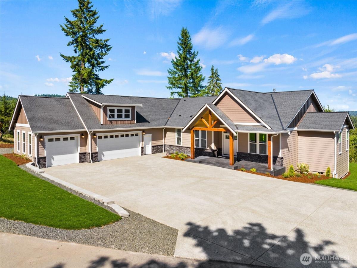 MLS #NWM2551709 image #0