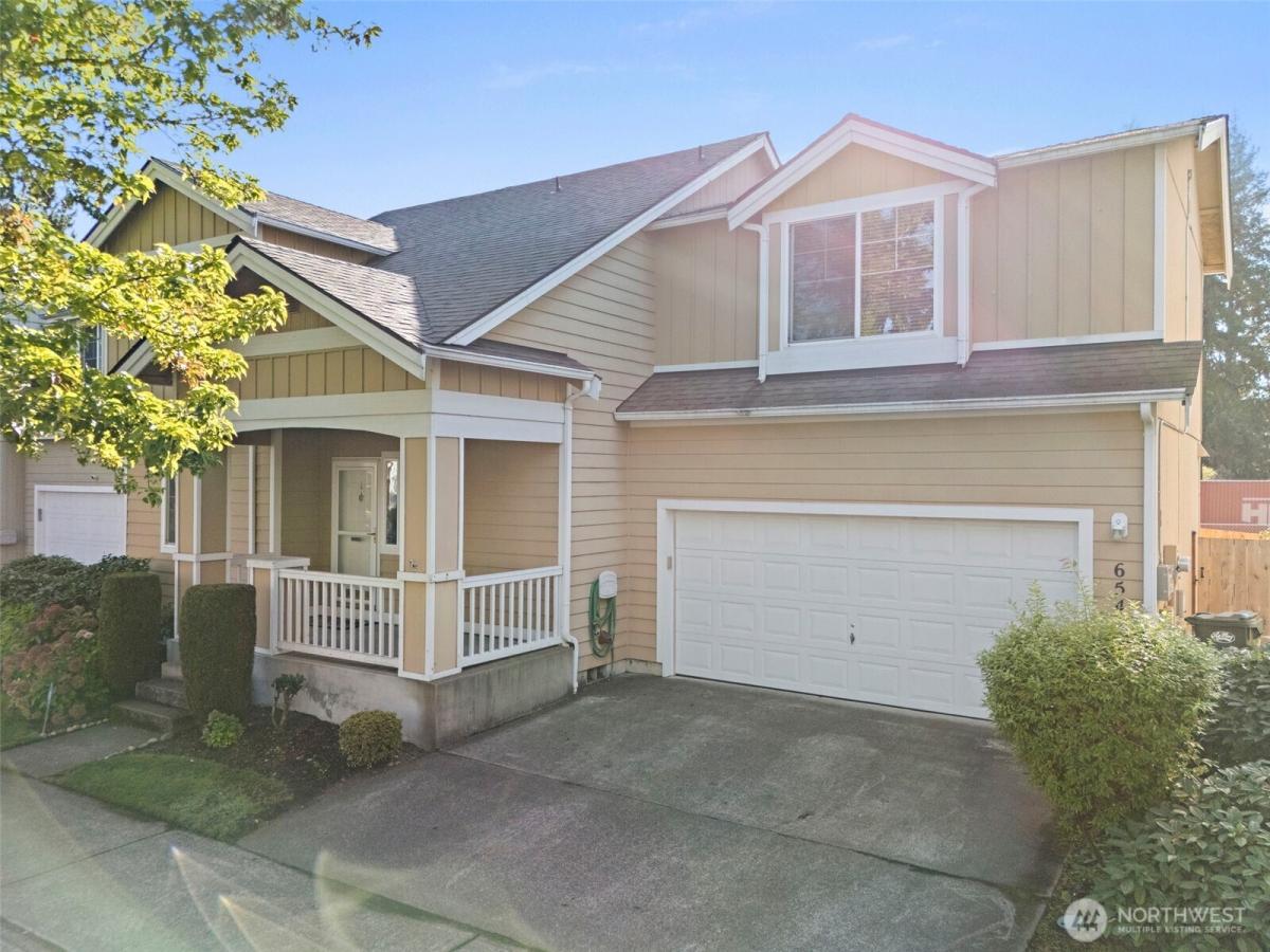 MLS #NWM2551772 image #0