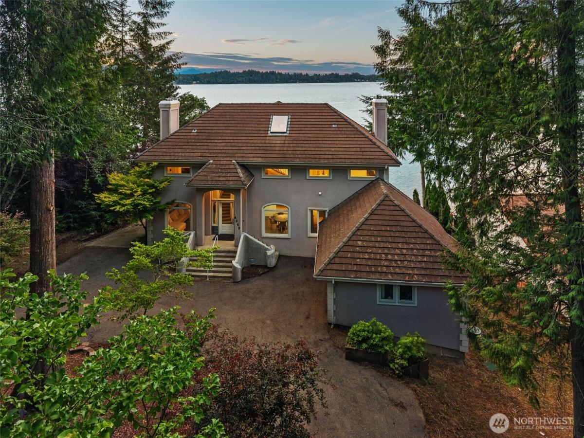 MLS #NWM2552545 image #0