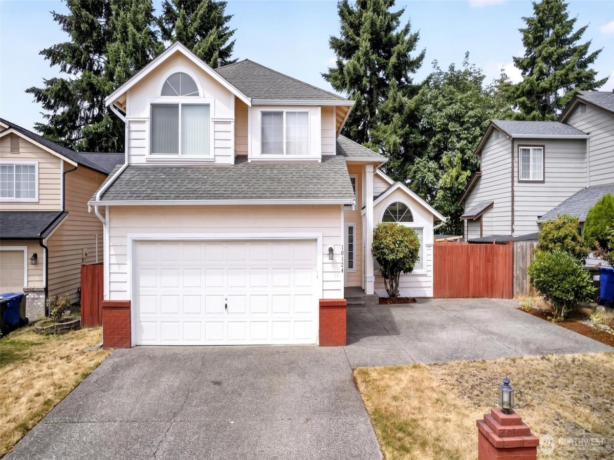 MLS #NWM2552665 image #0