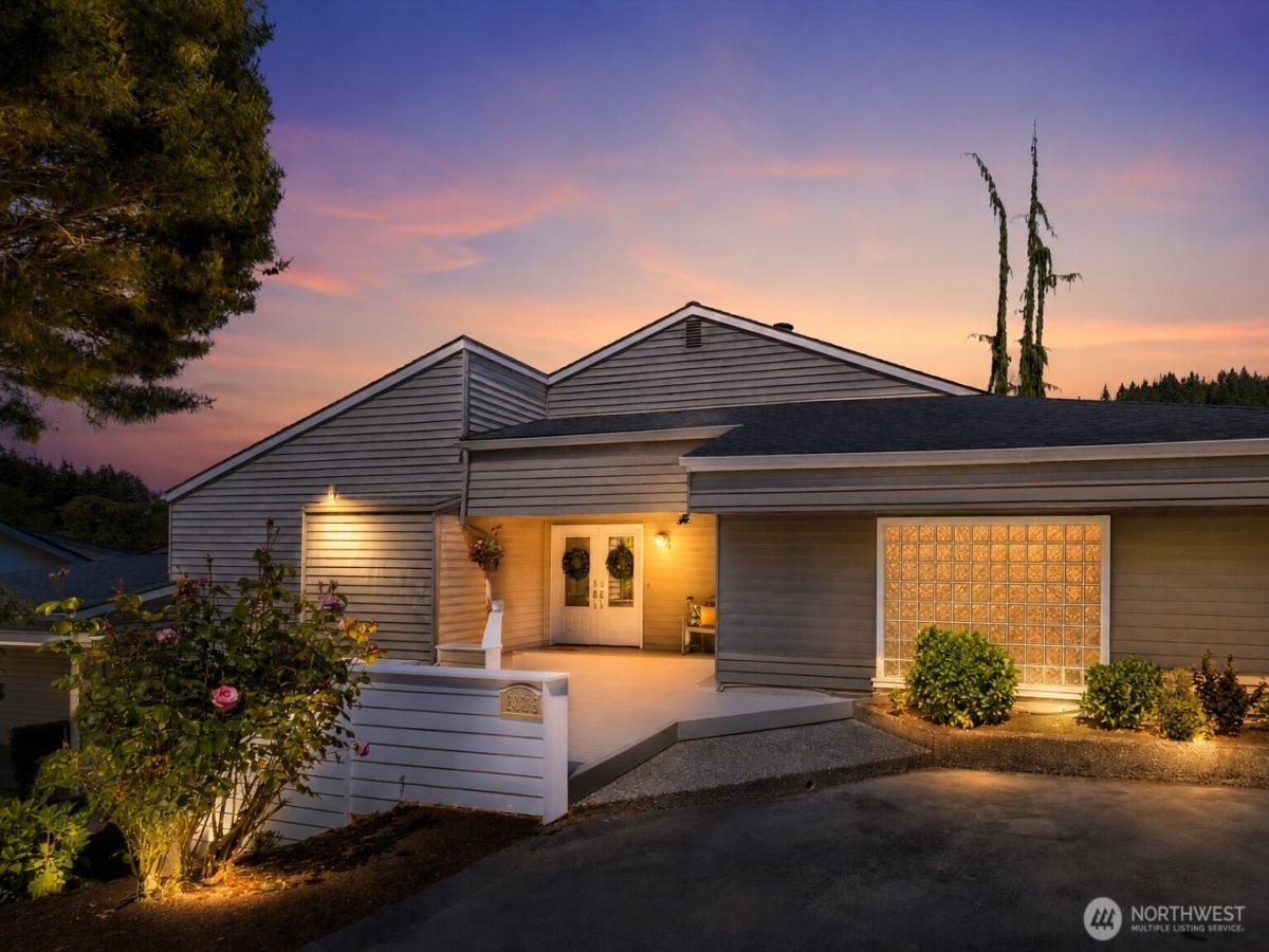 MLS #NWM2552803 image #0