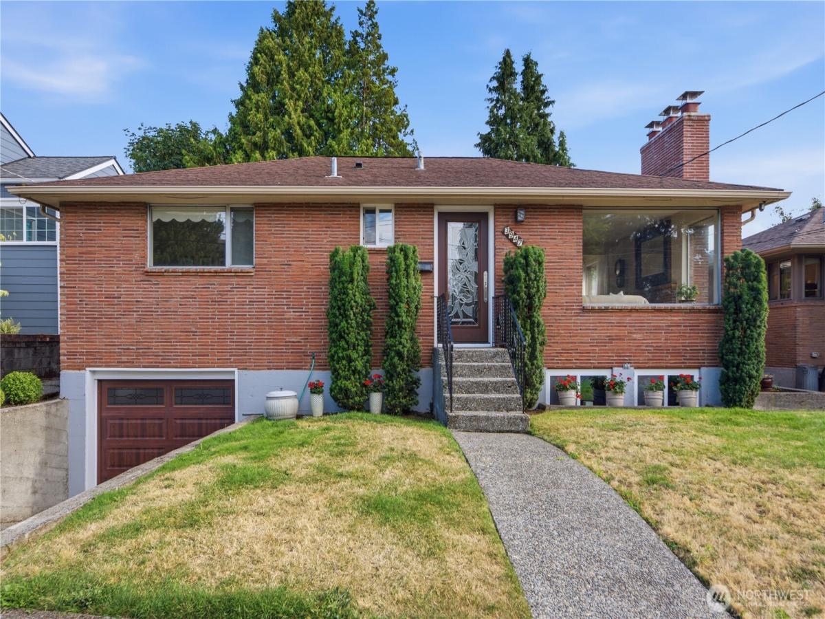 MLS #NWM2552955 image #0