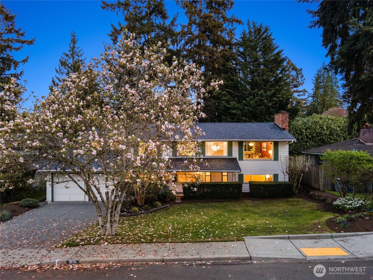 MLS #NWM2552958 image #0