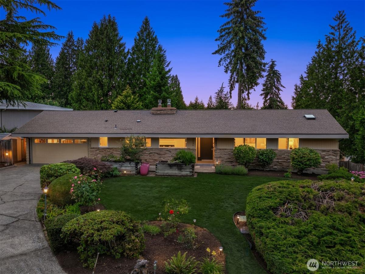 MLS #NWM2552970 image #0