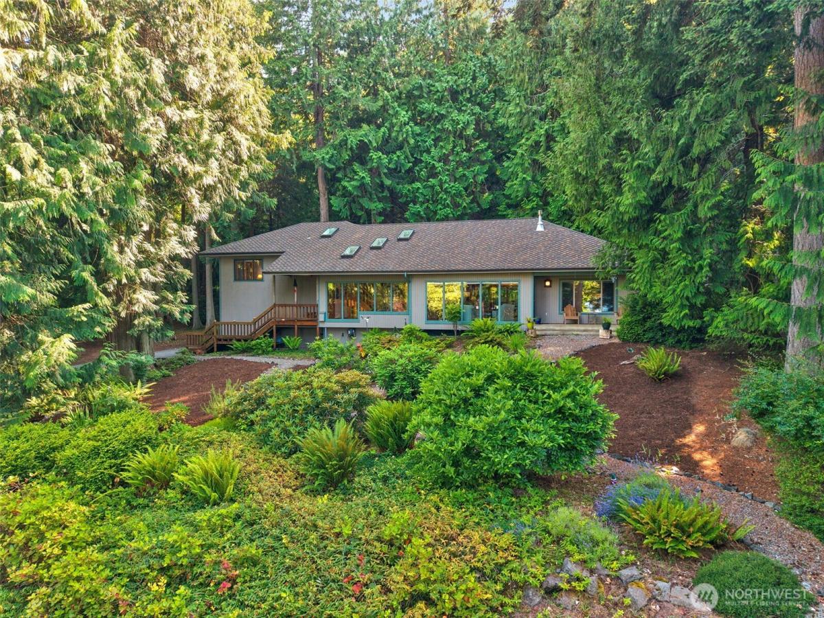 MLS #NWM2552983 image #0