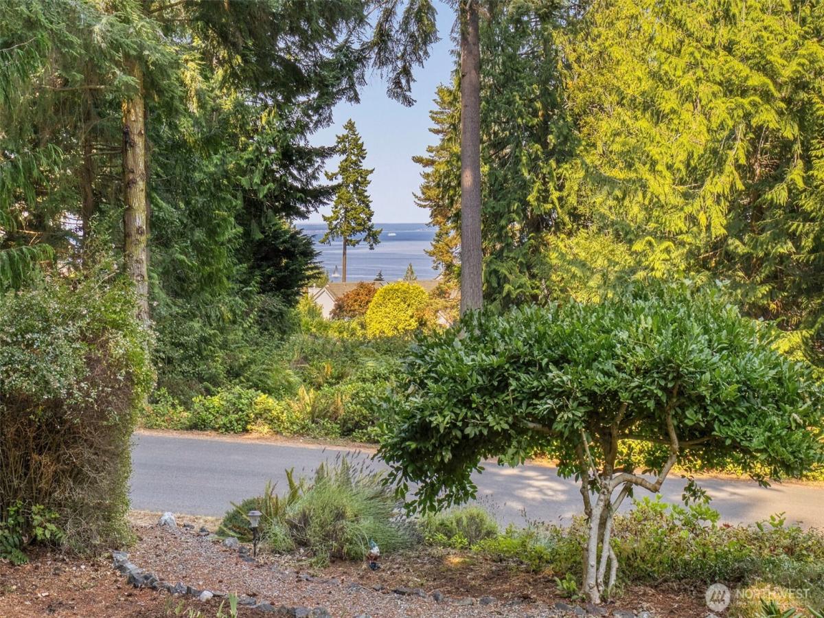 MLS #NWM2552983 image #0