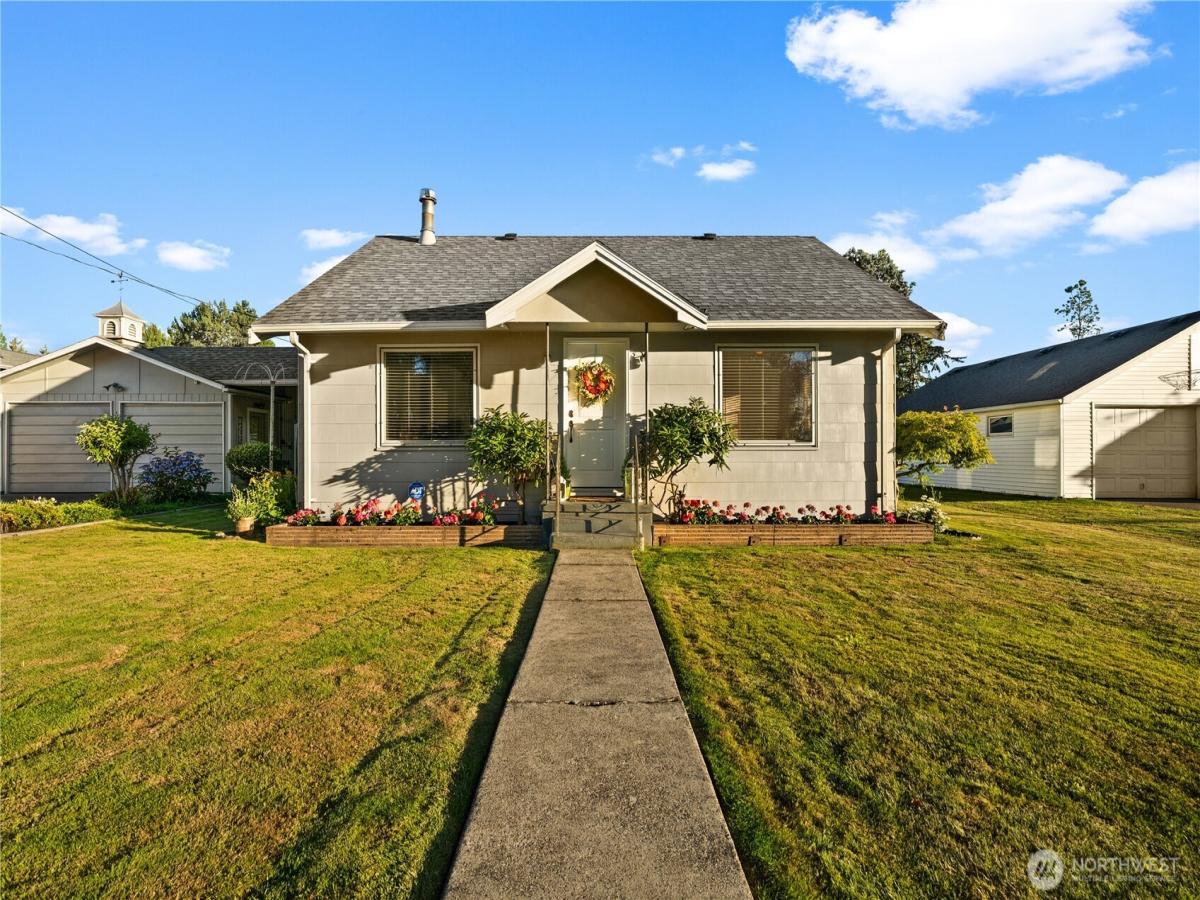 MLS #NWM2553231 image #0