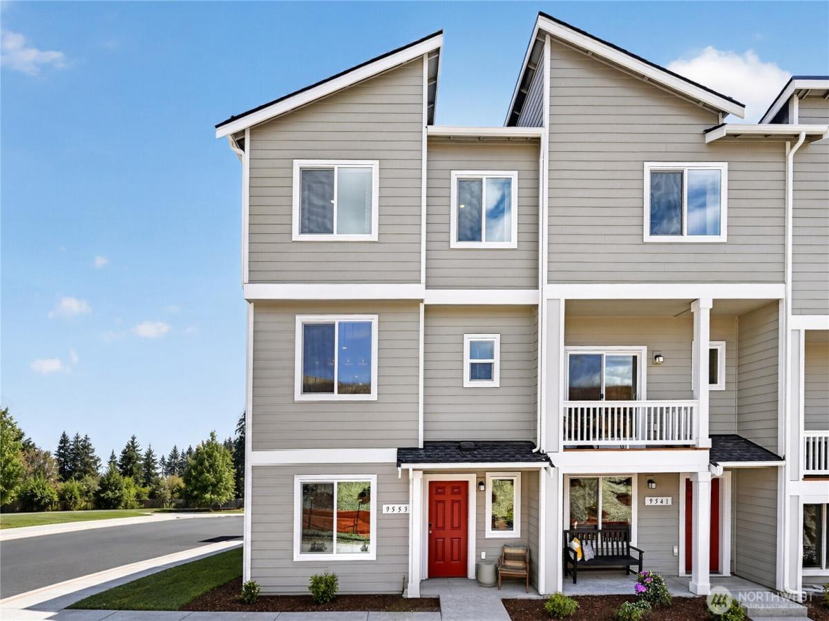 MLS #NWM2553395 image #0