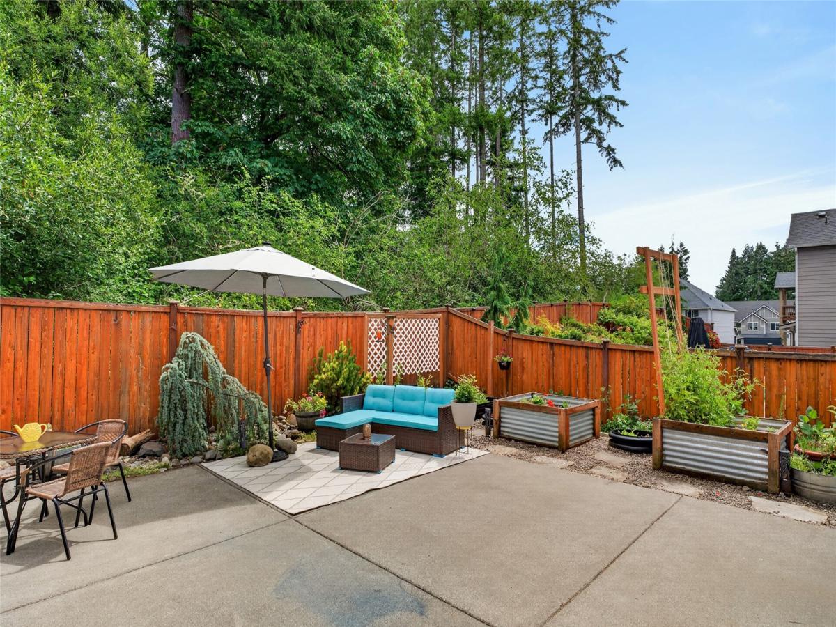 MLS #NWM2553543 image #0