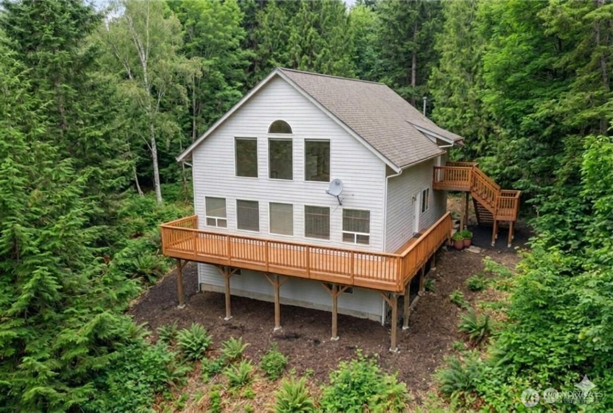 MLS #NWM2553626 image #0