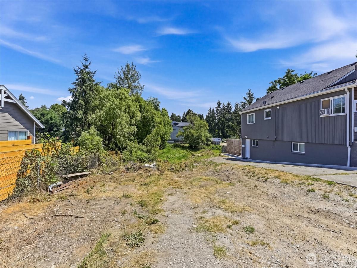 MLS #NWM2553660 image #0
