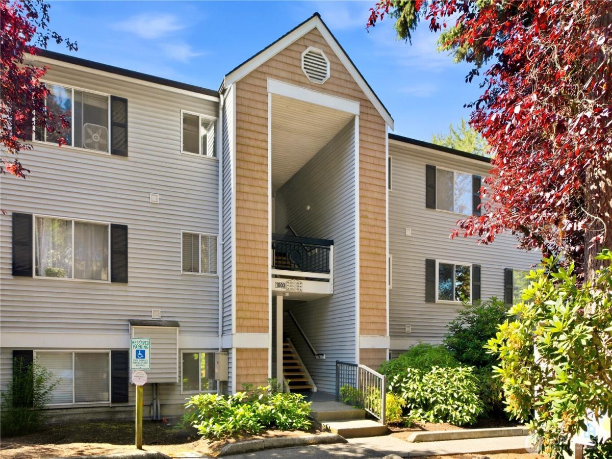 MLS #NWM2553664 image #0