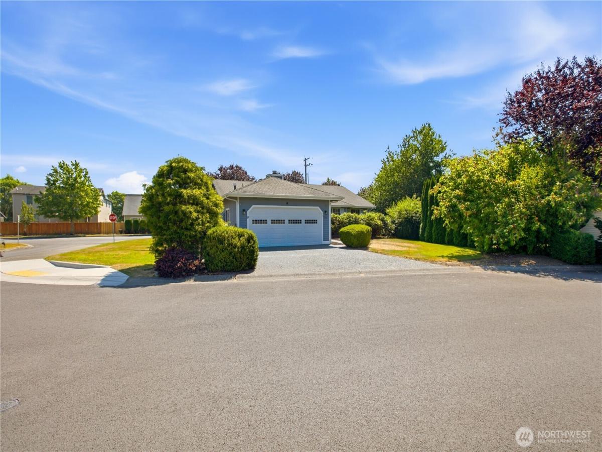 MLS #NWM2553691 image #0