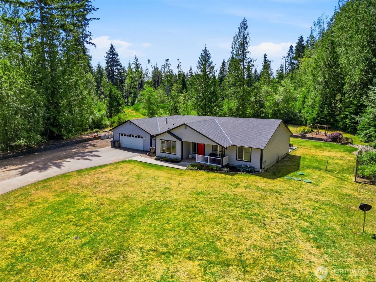 MLS #NWM2553706 image #0