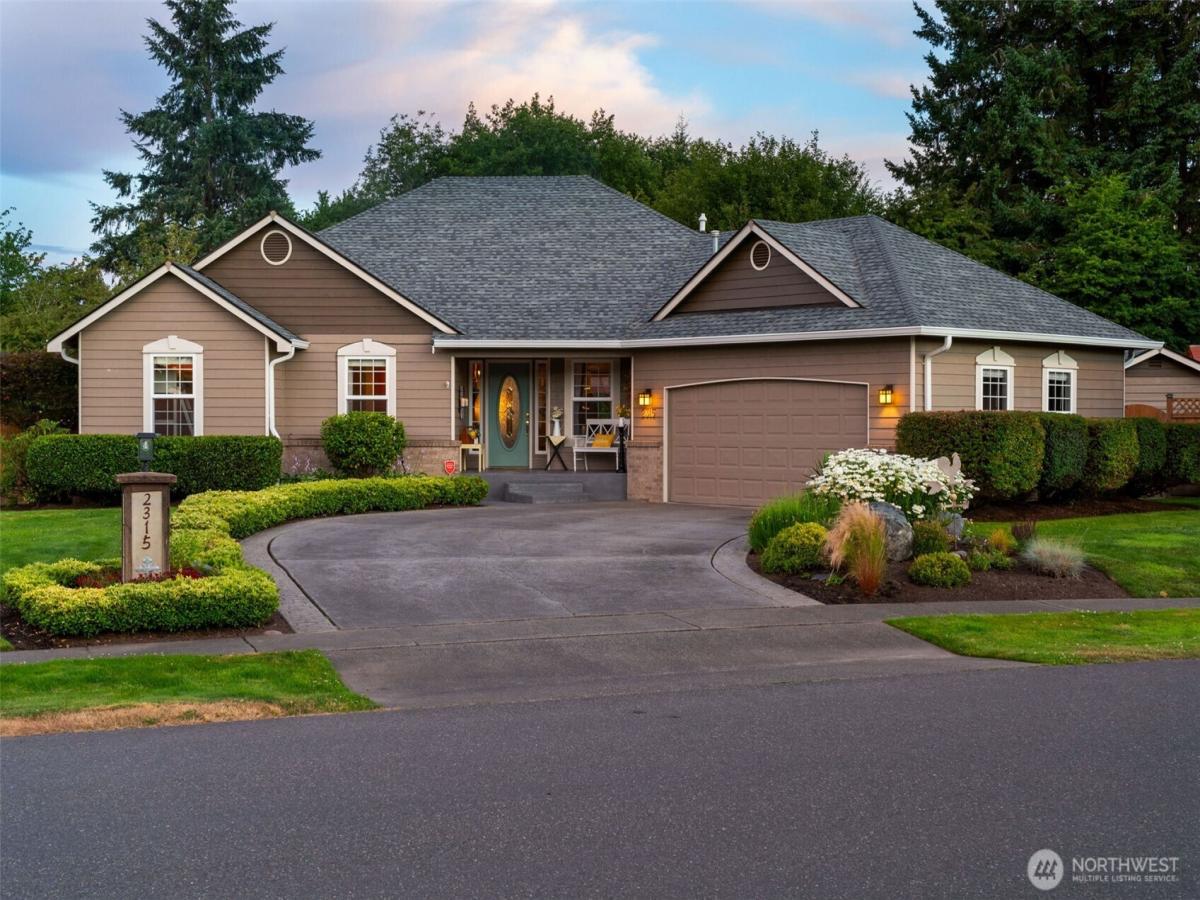 MLS #NWM2553780 image #0