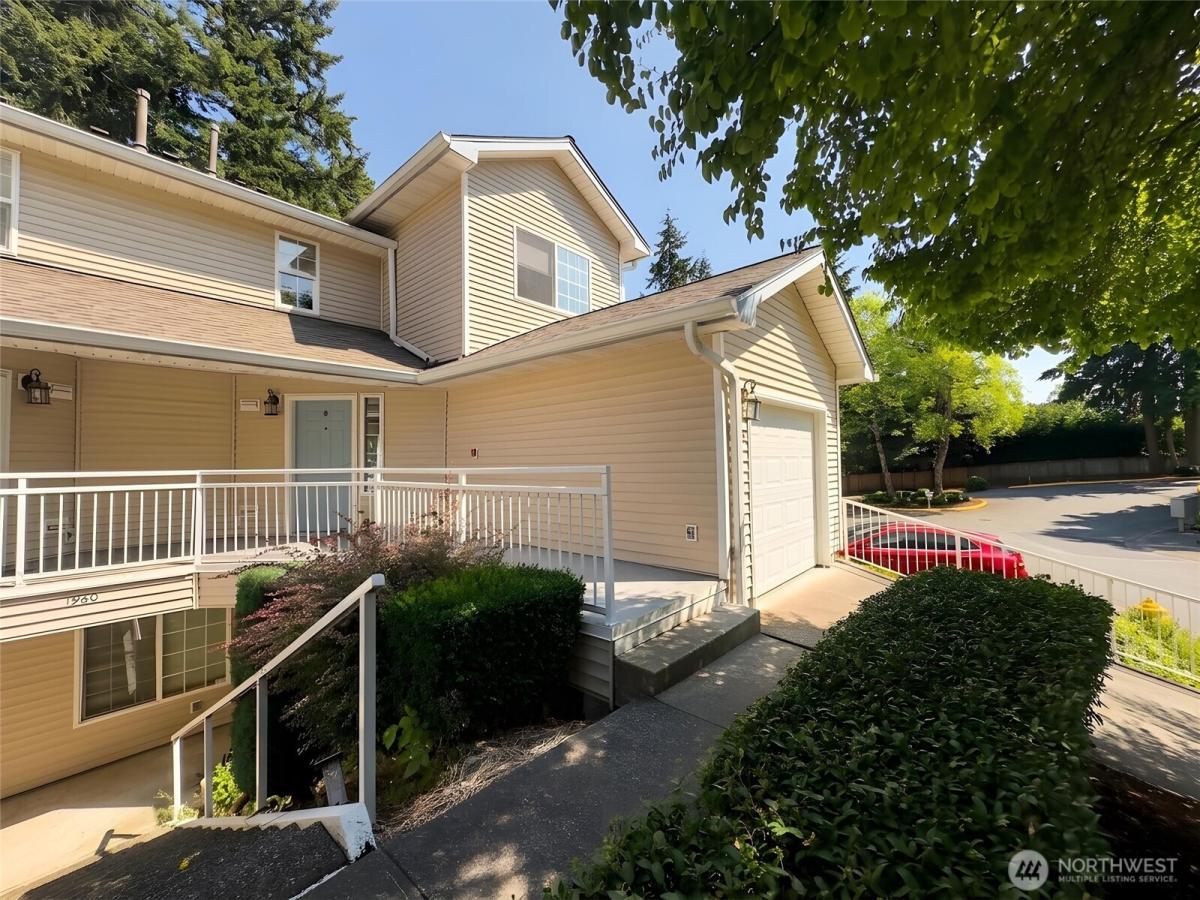 MLS #NWM2553955 image #0