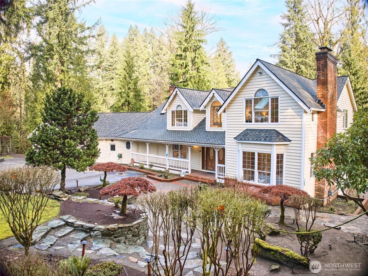 MLS #NWM2554113 image #0