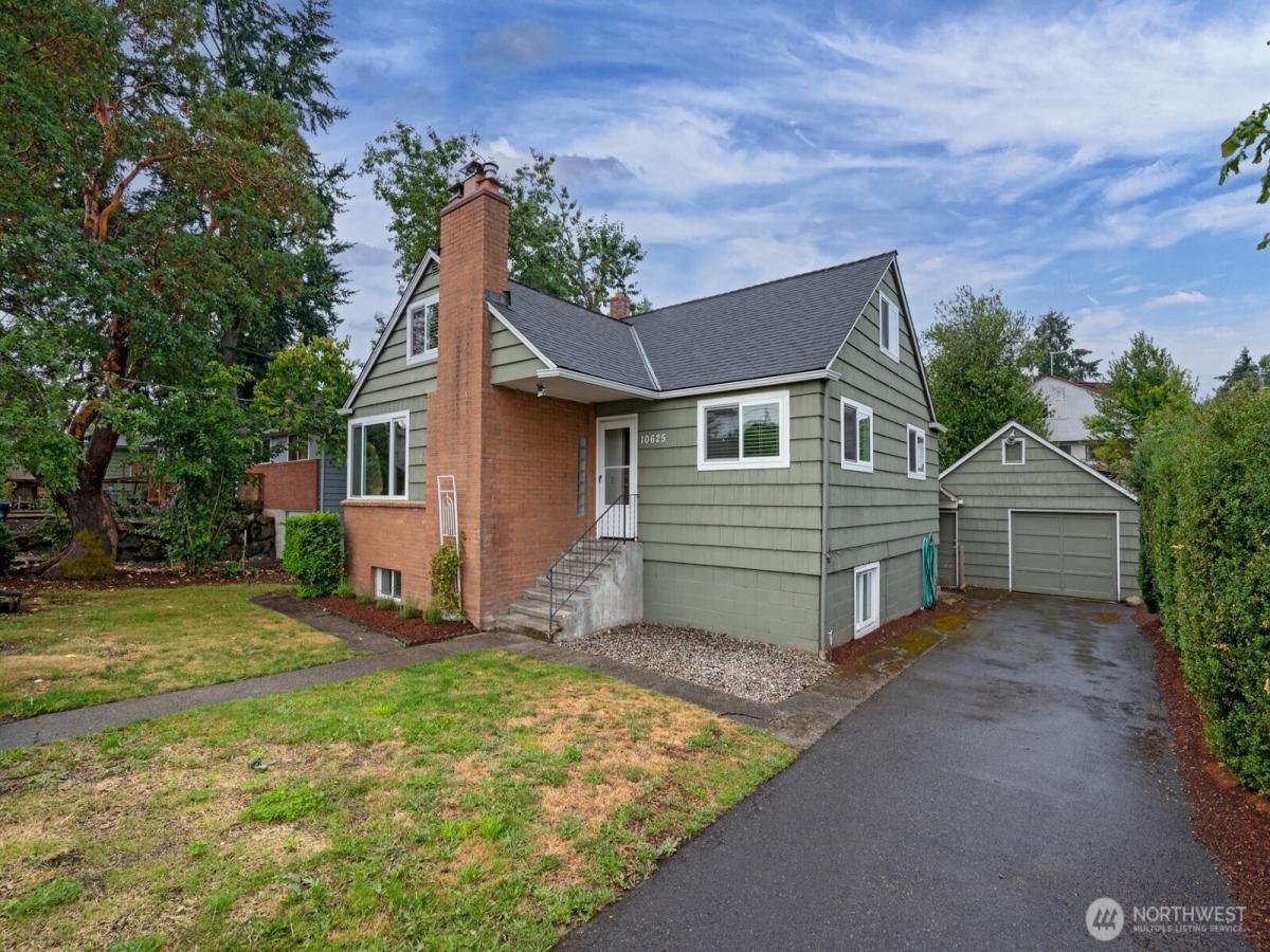 MLS #NWM2554497 image #0