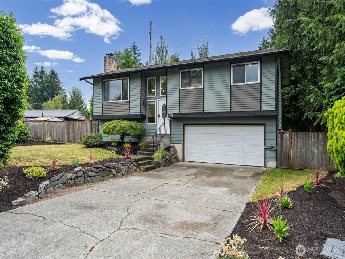 MLS #NWM2554498 image #0