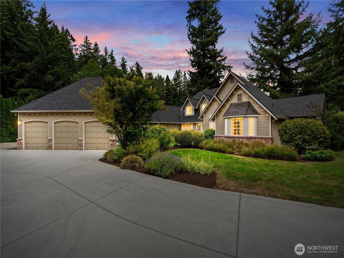 MLS #NWM2554545 image #0
