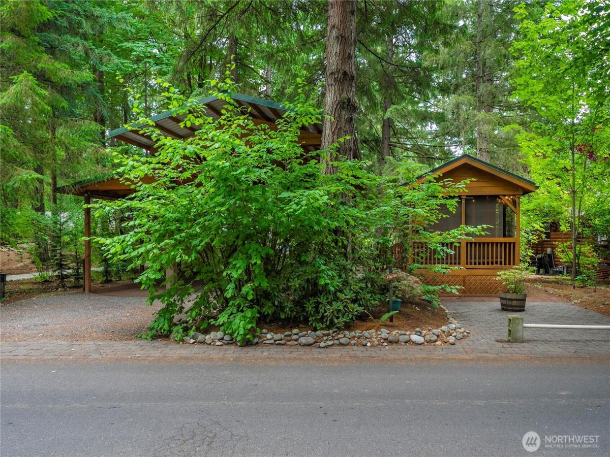 MLS #NWM2554639 image #0