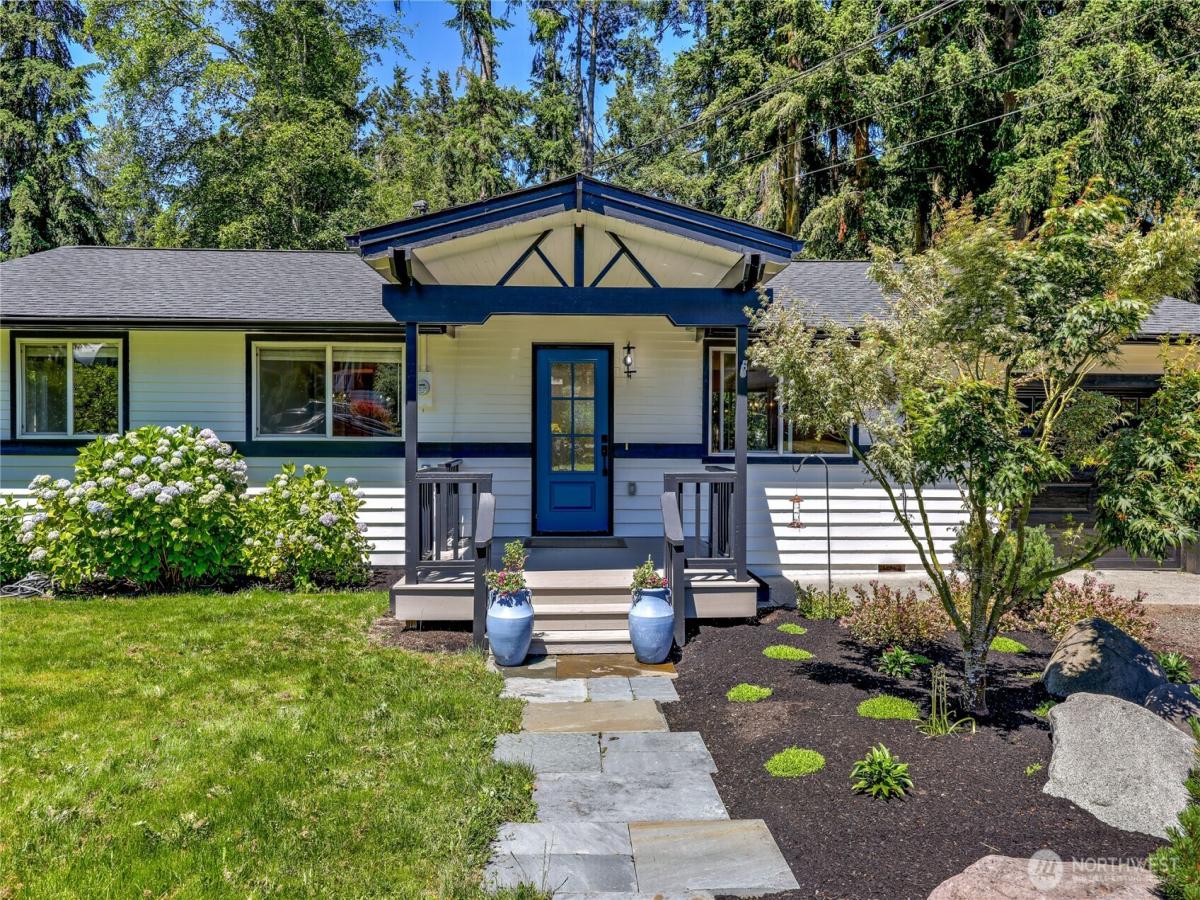 MLS #NWM2554691 image #0