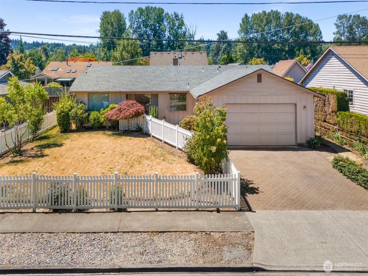 MLS #NWM2554760 image #0
