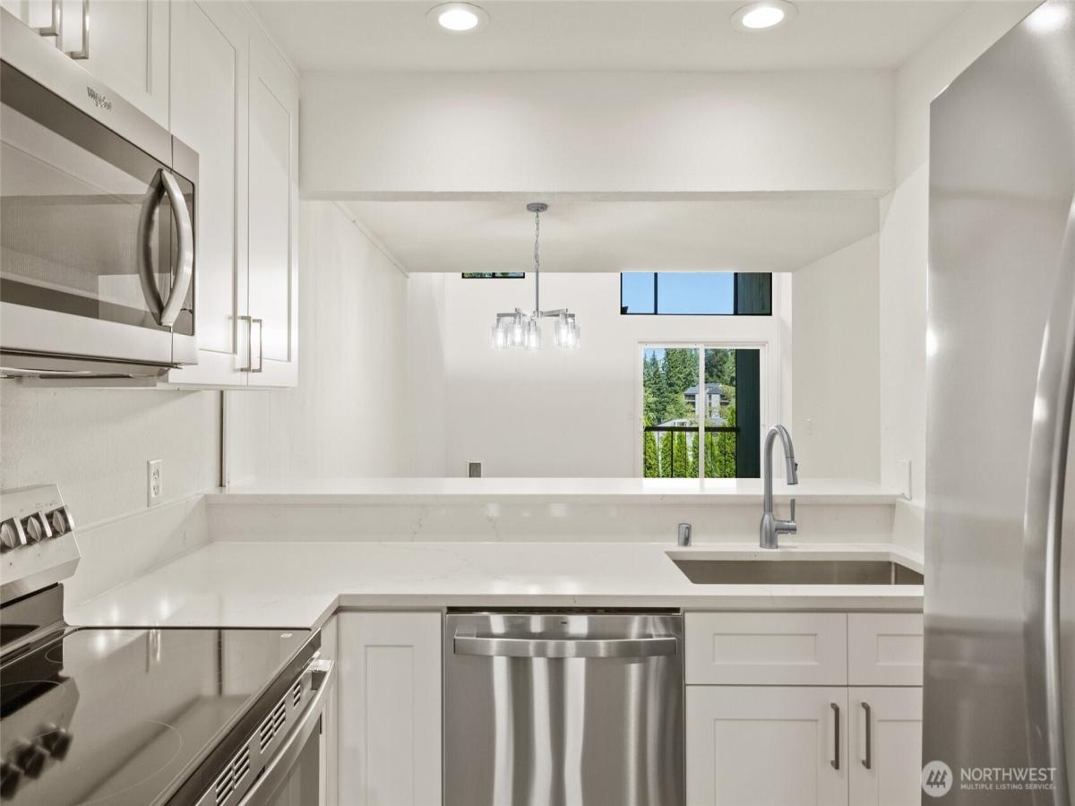 MLS #NWM2554764 image #0