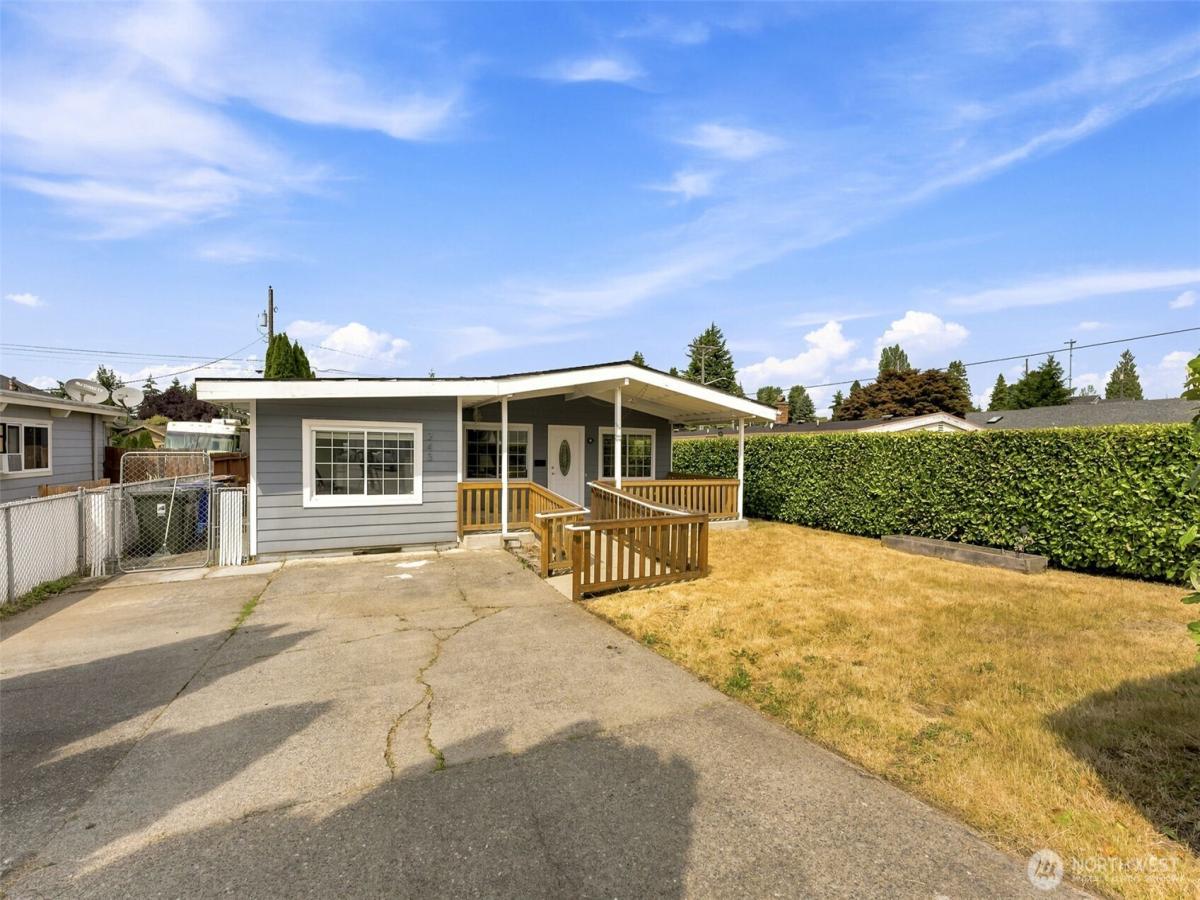 MLS #NWM2554941 image #0