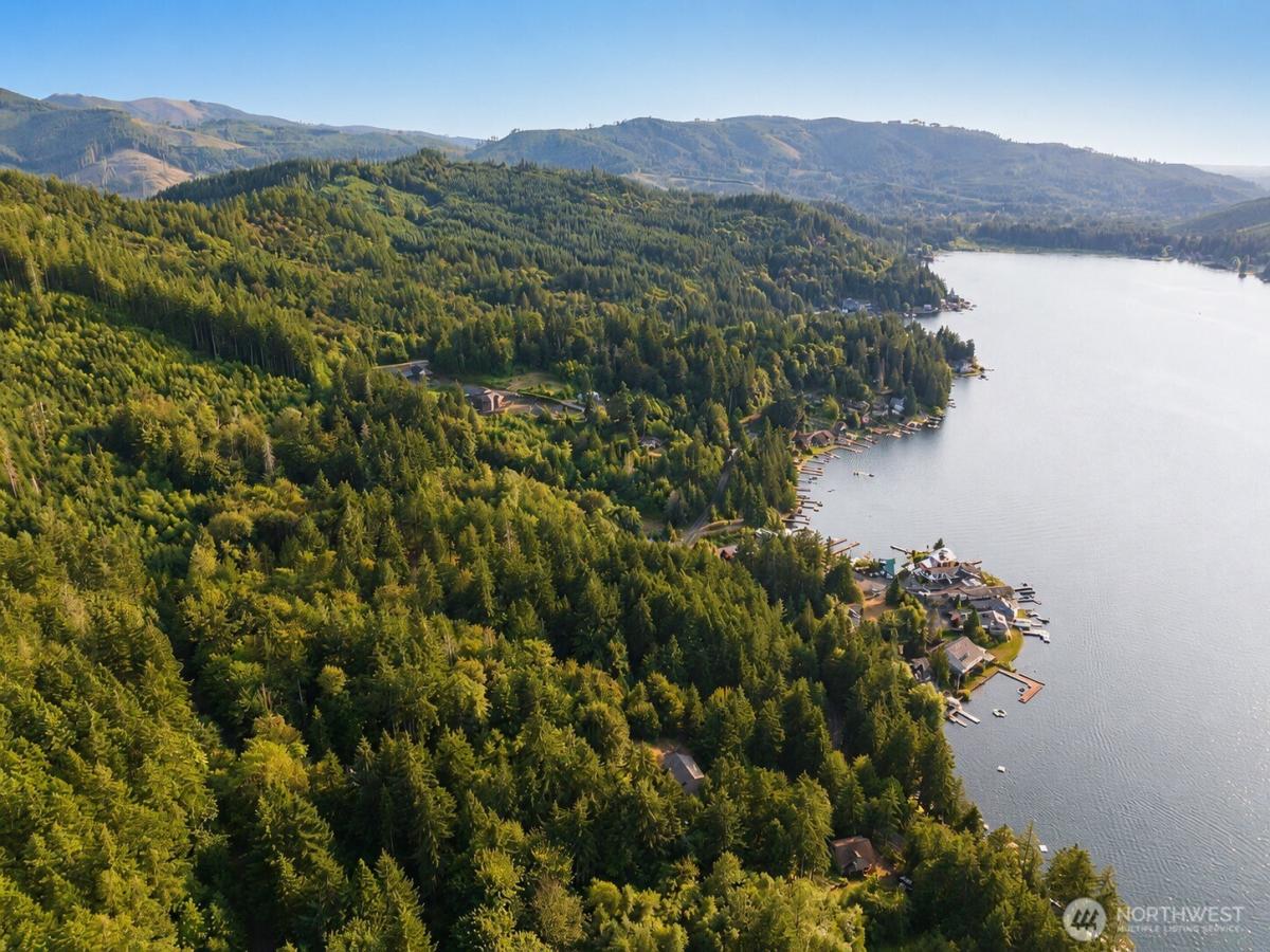 MLS #NWM2554948 image #0