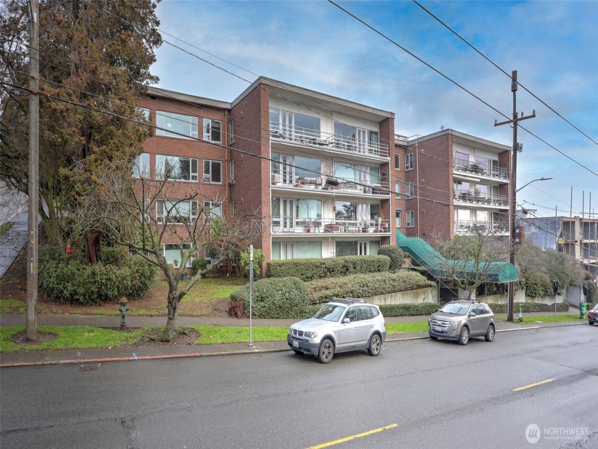 MLS #NWM2555013 image #0