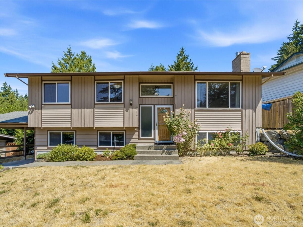 MLS #NWM2555131 image #0