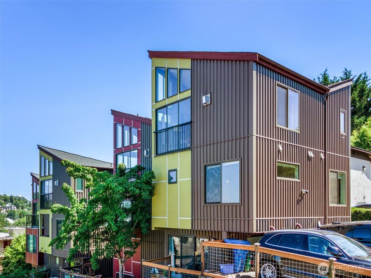 MLS #NWM2555174 image #0